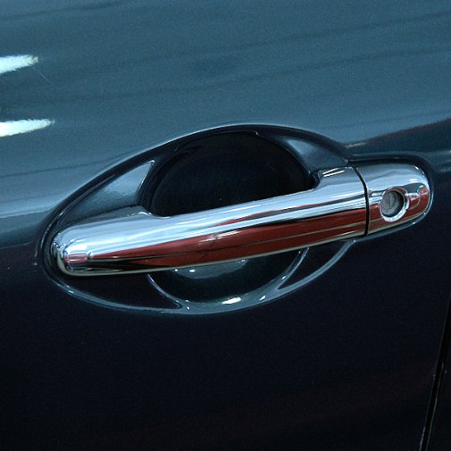 Kahvan kromikuori Toyota Auris 2ov. 07-13